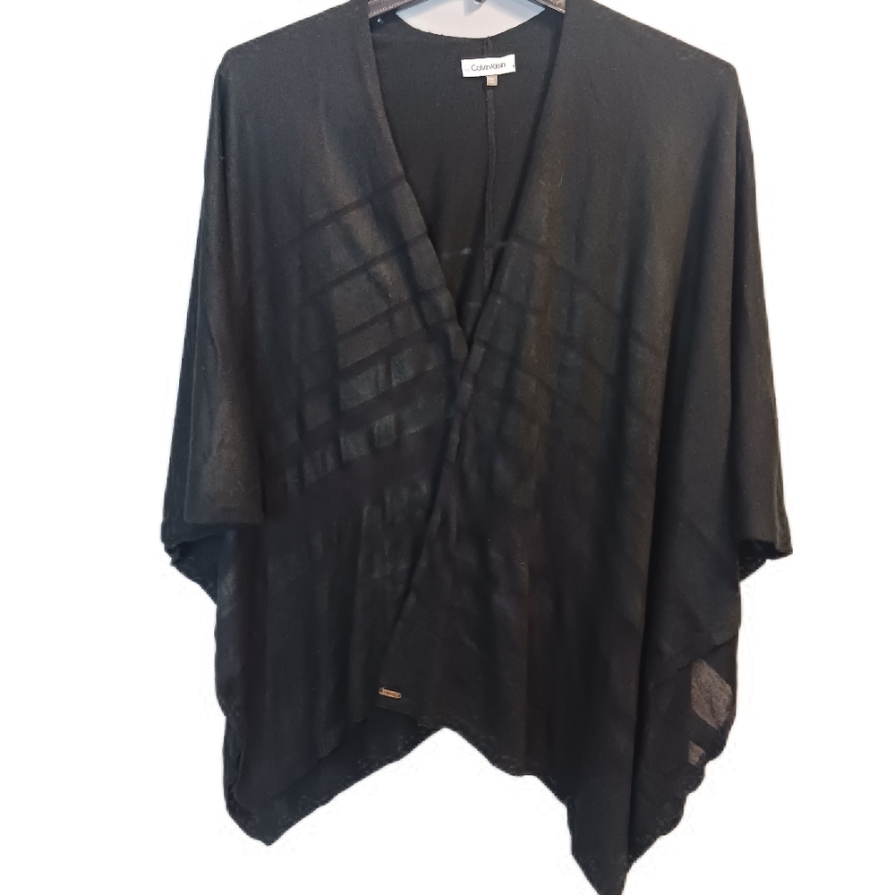 Calvin Klien Black shawl, one size